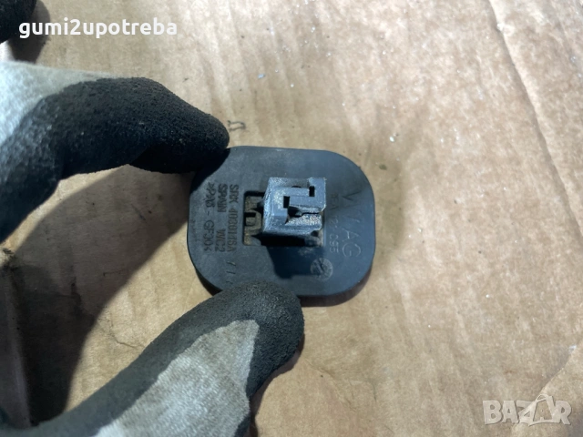 Задържаща Скоба Клипса 1EA121095 Volkswagen ID.3 E11 PRO, снимка 2 - Аксесоари и консумативи - 53616069