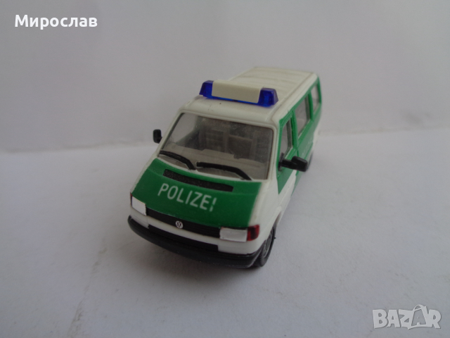  HERPA 1:87 H0 VW TRANSPORTER ПОЛИЦИЯ КОЛИЧКА ИГРАЧКА МОДЕЛ, снимка 2 - Колекции - 45057661