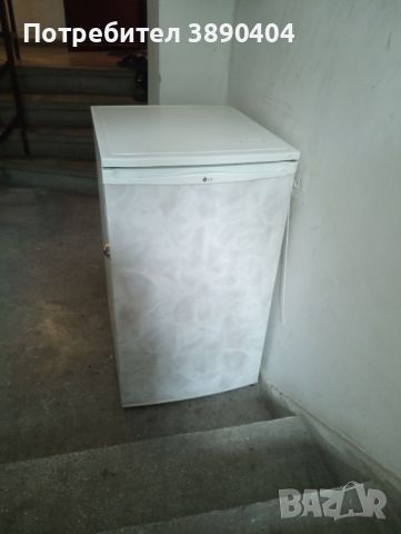 Малък хладилник LG, снимка 1 - Хладилници - 46247777