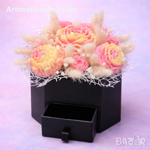 „Неоново Изкушение“ – Ароматен соев букет