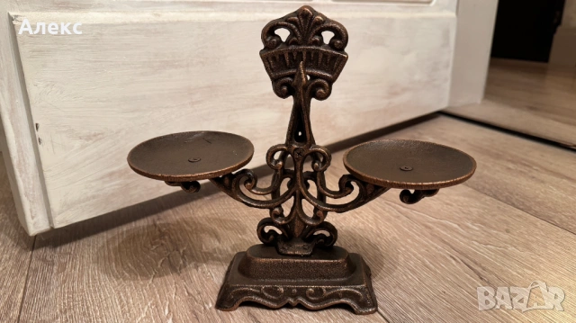 Чугунена масивна средна везна–1.36кг, снимка 4 - Антикварни и старинни предмети - 53305337