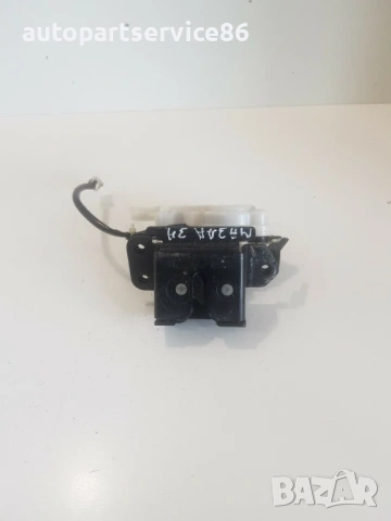 Механизъм за заключване на задния капак за Mazda 5 2.0D (2007) B6701, снимка 3 - Части - 53713345