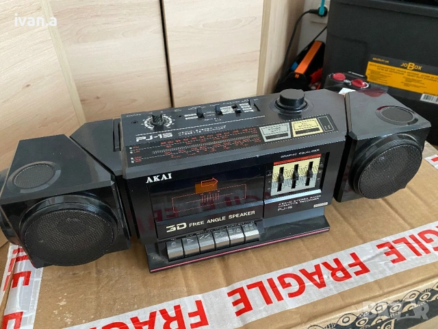 Akai PJ-15, снимка 2 - Радиокасетофони, транзистори - 53936350