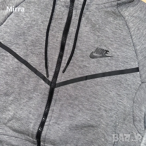 Nike Tech Fleece , снимка 2 - Спортни дрехи, екипи - 52044902