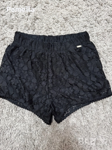 Къси гащи Guess, снимка 6 - Къси панталони и бермуди - 51719956