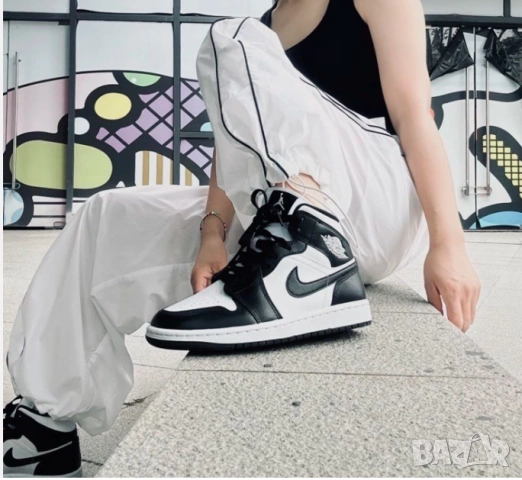 маратонки Nike Air Jordan 1 Mid Panda номер 35 ,5