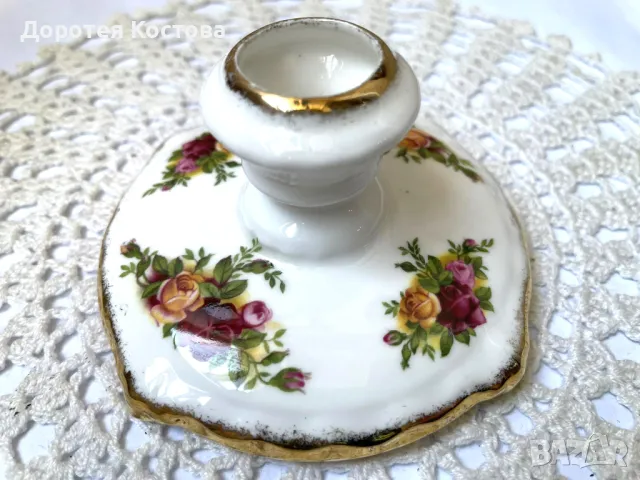 ROYAL ALBERT красив свещник от Англия, снимка 1 - Антикварни и старинни предмети - 49600052