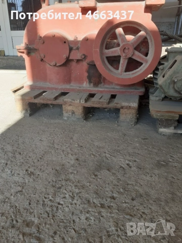 Редуктор за челюстна трошачка