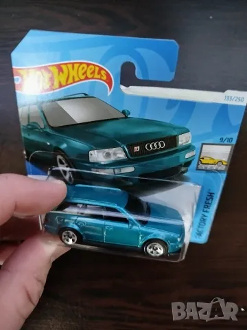 Hot wheels Audi Avant, снимка 2 - Коли, камиони, мотори, писти - 47144228