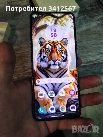 Motorola Razr 40 ULTRA 8/256, снимка 3 - Motorola - 54047985