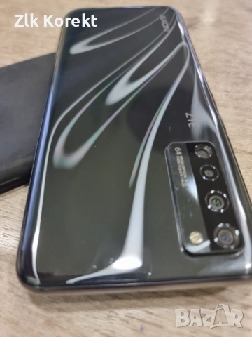 Смартфон ZTE Axon 20, снимка 5 - ZTE - 54069853