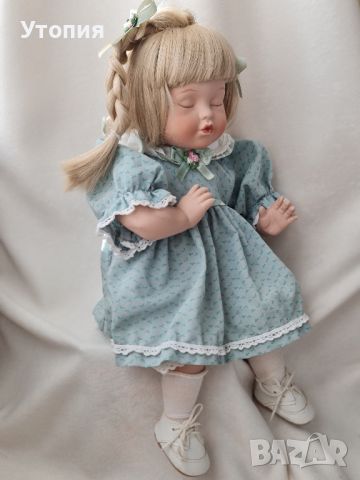 Порцеланова кукла в седяща поза, снимка 6 - Колекции - 46145255