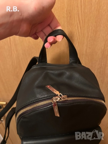 Кожена раница Calvin Klein, снимка 14 - Раници - 52632541