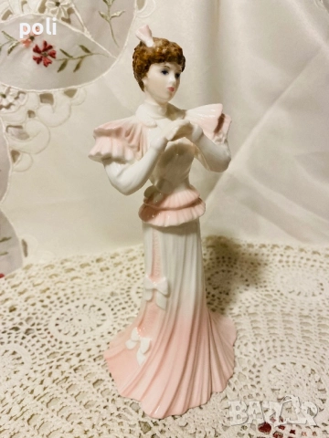 порцеланова статуетка , снимка 5 - Статуетки - 52298539