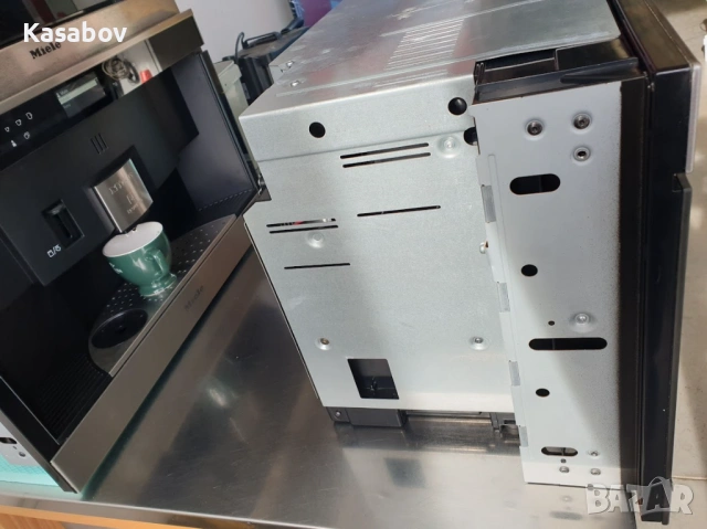 Miele Nespresso Кафемашина за вграждане Кафеавтомат Миеле, снимка 10 - Кафемашини - 53090811