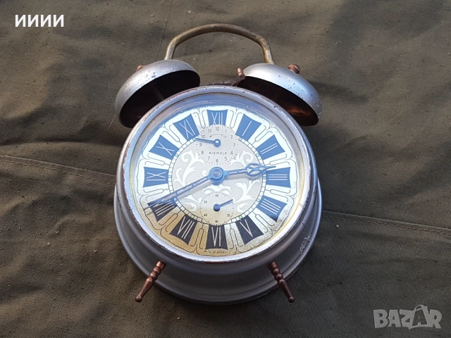 Часовник будилник KIENZLE , снимка 2 - Антикварни и старинни предмети - 51793039
