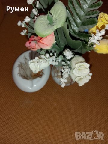 Пепелниче с вазичка с изкуствени цветя, снимка 1 - Декорация за дома - 46215622