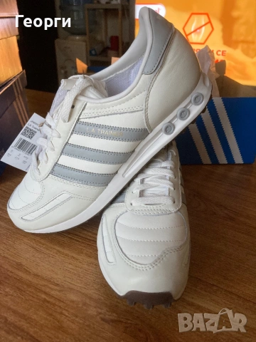 Оригинални Adidas La Treiner