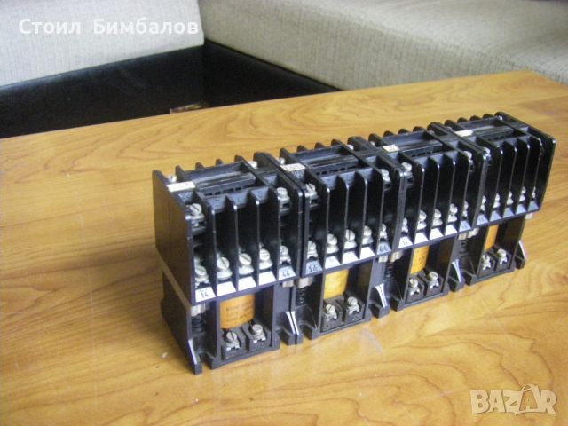 Български контактори К10Е /500Волта/10Ампера, бобина на 220 Волта, снимка 2 - Други машини и части - 42755963