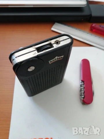 Ретро радиоприемник BOLTON , снимка 4 - Радиокасетофони, транзистори - 50528945