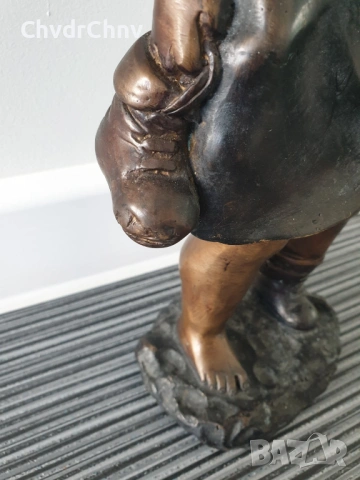 42см-4кг Juan Clara бронзова скулптура/фигура на дете с обувка/испанска статуетка, снимка 8 - Статуетки - 53654570