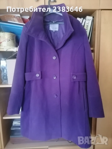 Дамско вталено лилаво палто средна дължина