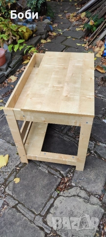 продавам детско бюро ИКЕА 