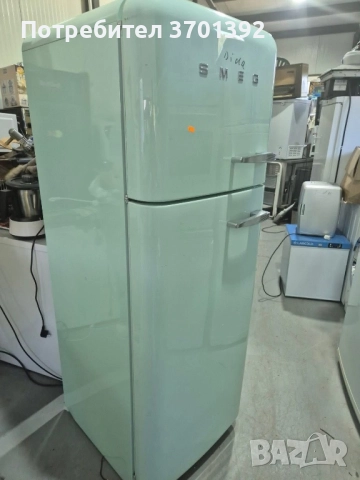 Хладилник Smeg, снимка 2 - Хладилници - 52327414