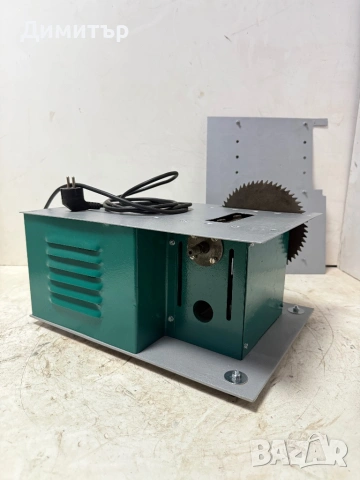 Българска хоби машинка абрихт/циркуляр Берое, снимка 2 - Циркуляри - 46008694