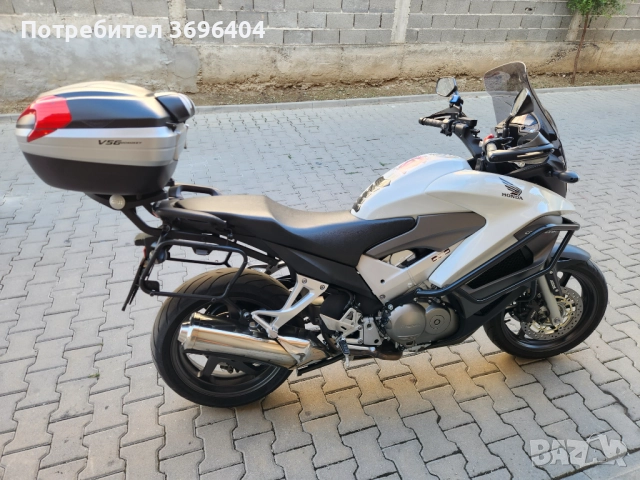 Продавам Honda Crossrunner 800куб. 2011г., снимка 4 - Мотоциклети и мототехника - 51442109