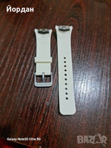 оригинална бяла верижка за samsung gear s2 , снимка 1 - Каишки за часовници - 45154907