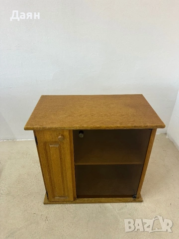 Дървен старинен  TV шкаф , снимка 2 - Бюфети - 53754397