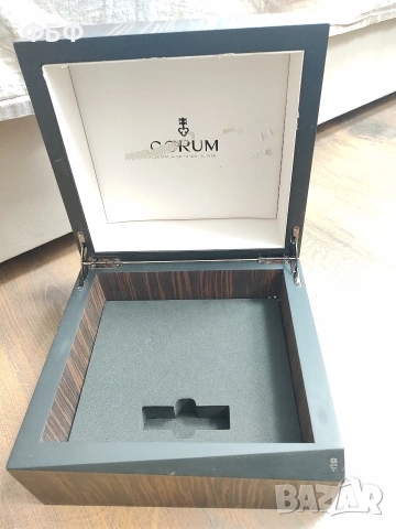 Corum кутия от часовник, снимка 7 - Антикварни и старинни предмети - 53231543