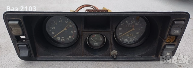 табло с уреди за ВАЗ 2105 и ВАЗ 2104 , снимка 2 - Части - 53576647