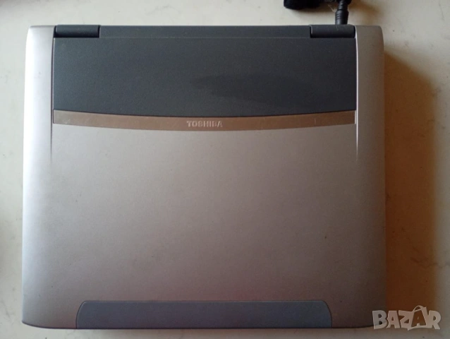Ретро лаптоп Toshiba Satelite Pro (Pentium 3) - Колекционерски, снимка 4 - Лаптопи за дома - 53978596