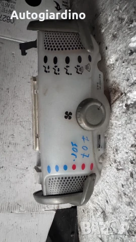 Климатичен блок / панел / табло зa Peugeot 107 - P69610011B94AD0