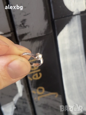 Пръстен бяло злато 2g с 0.18ct диамант VSS, снимка 2 - Пръстени - 53440520
