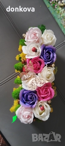 декорации ръчно изработени от жив скандинавски мъх и сапунени рози., снимка 5 - Декорация за дома - 52206004