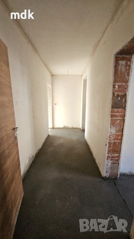Без комисионна: Голям 3-стаен пред АКТ 15 с опция гараж, снимка 3 - Апартаменти - 53934651