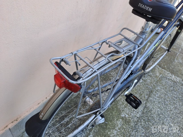 Градски велосипед Giant 28 цола , снимка 8 - Велосипеди - 53858518