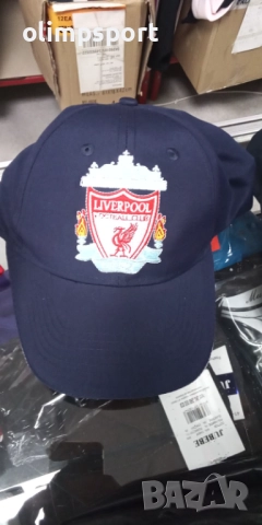 шапка Liverpool нова 