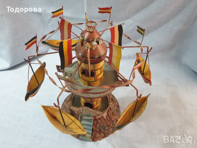 Антична ламаринена детска играчка, снимка 4 - Антикварни и старинни предмети - 49774368