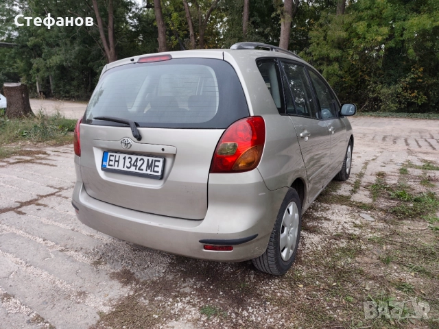 Toyota Corolla Verso , снимка 4 - Автомобили и джипове - 52496324