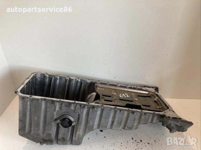 Картер за масло 612 за Mercedes Vario (2002) A6020145402 , снимка 2 - Части - 54136325