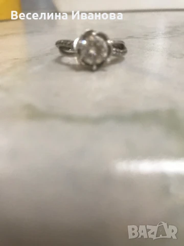 Сребърен пръстен с мойсанит и диаманти, снимка 3 - Пръстени - 51009992