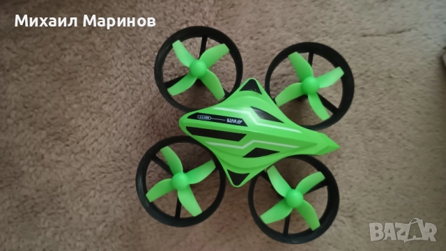 Мини дрон, аналоговa камера и екран, снимка 1