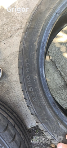Continental 235/40/19, снимка 4 - Гуми и джанти - 54124295