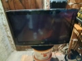 Телевизор LG 32" за части или ремонт, снимка 2