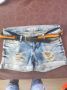 дамски къси дънкови панталони, снимка 1 - Къси панталони и бермуди - 45917393