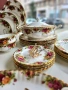 Сервиз за хранене 44 части Royal Albert Old Country Roses, снимка 14